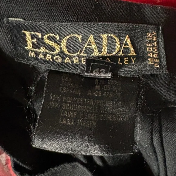 Escada maxi - Picture 3 of 3